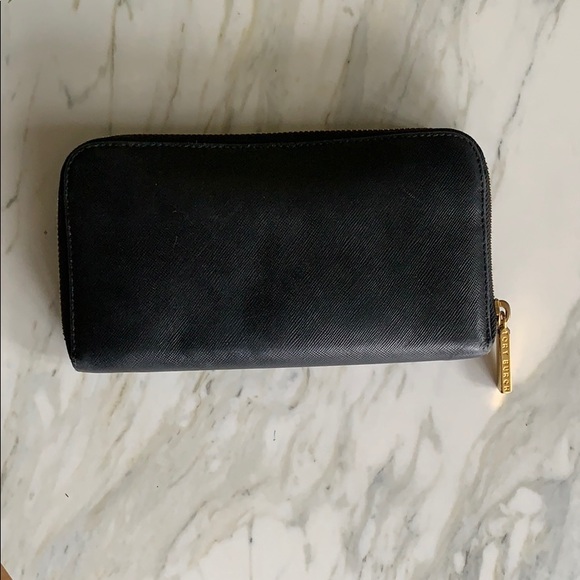 Tory Burch Wallet - Picture 6 of 6